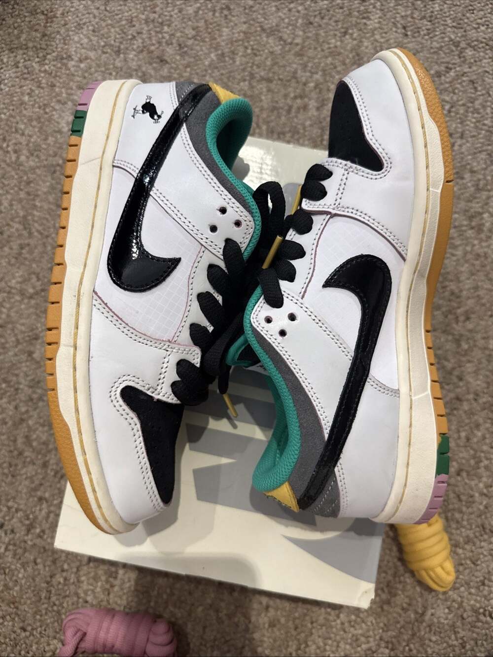 Size 6 - Men's CSEF x Nike Dunk SB Low White Clear Emerald